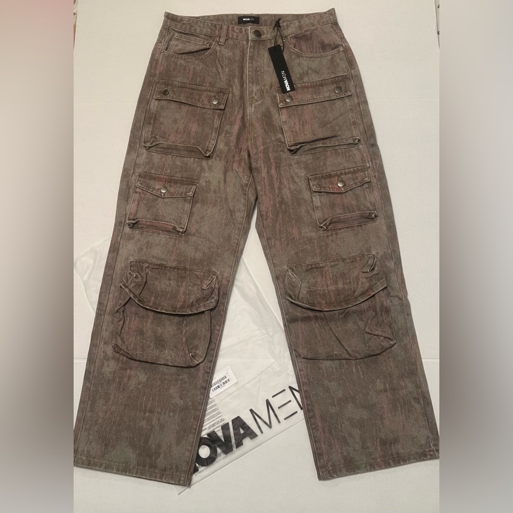 Fashion Nova Men's Distressed Brown Cargo baggy